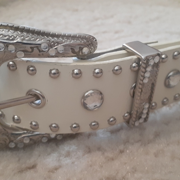 Lot of two rhinestone belts. - Picture 3 of 6